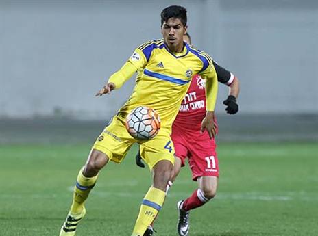 דור פרץ צריך לשחק הרבה יותר (צילום: אלן שיבר)