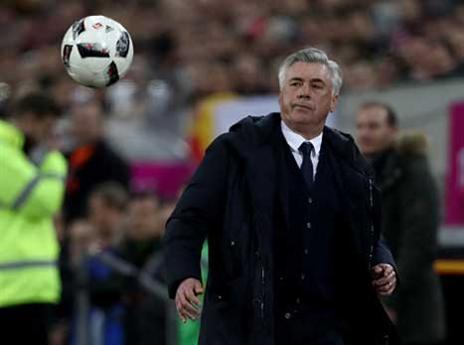 אנצ'לוטי ינצח בחזרה מהפגרה? (Getty)