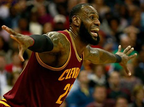 טריפל דאבל של לברון לא מנע הפסד (getty)