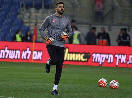 "מבטיח לאוהדים שכל השחקנים מחוייבים". הרוש (אלן שיבר)