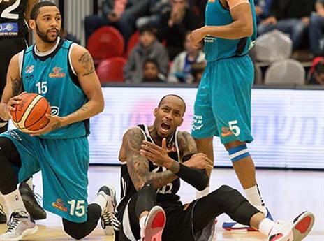 ירושלים עם הפסד 3 ברצף. קינזי עצבני (מנהלת הליגה)