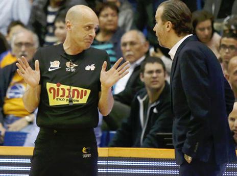 חיפש נחמה אצל השופטים. פיאניג'אני (אלן שיבר)