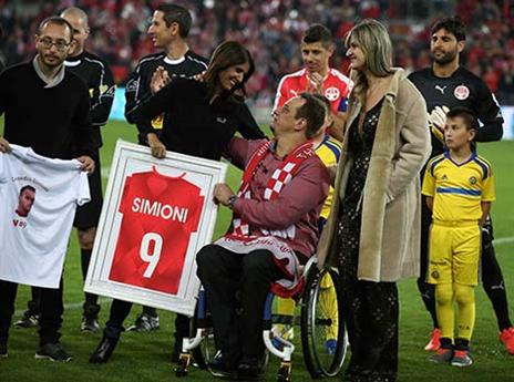 כבוד של מלכים. סימיוני (אלן שיבר)