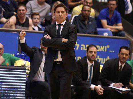 פסקואל. לא אהב מה שראה במחצית הראשונה (אלן שיבר)