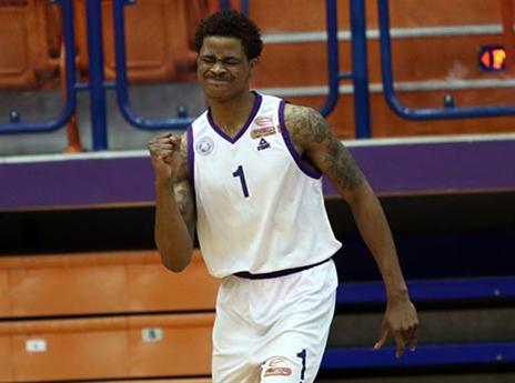 פאוסט. הסגולים השיגו סוויפ (מנהלת)