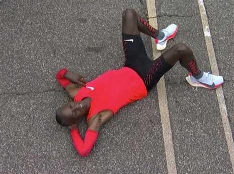 עמד בקצב במרבית הריצה. קיפצ'וגה (טוויטר)