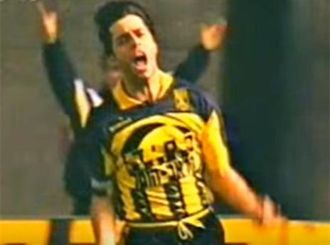 היה שותף לתבוסה מול בודו גלימט. אוחנה