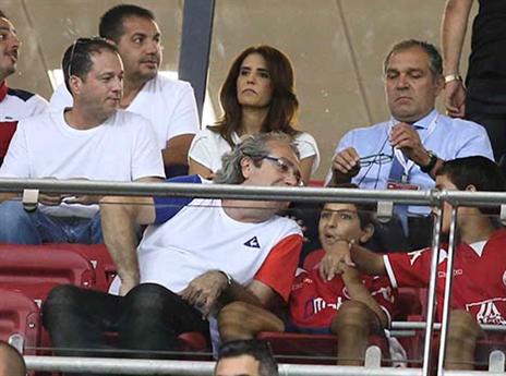 לא דאגה למנוי לבעלים לשעבר. ברקת (אלן שיבר)