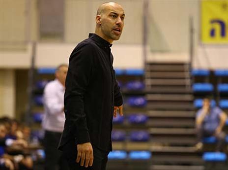 עובר דרומה. טפירו (מנהלת הליגה)