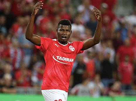 רצה לצרף את לוסיו בקיץ האחרון (אלן שיבר)