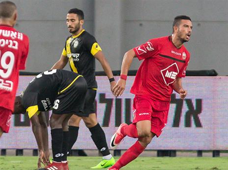 אבוחצירה חוגג. הפרחים לשכר (עודד קרני)