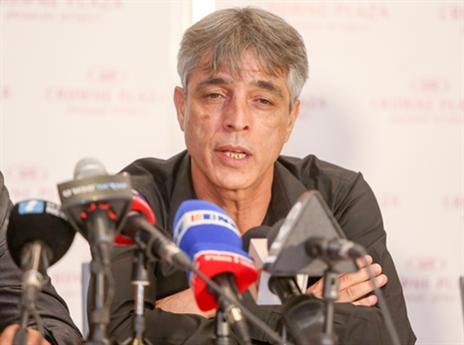 נתן לאוהדים בהתחלה סיבה להרים את הראש. אוחנה (אלן שיבר)