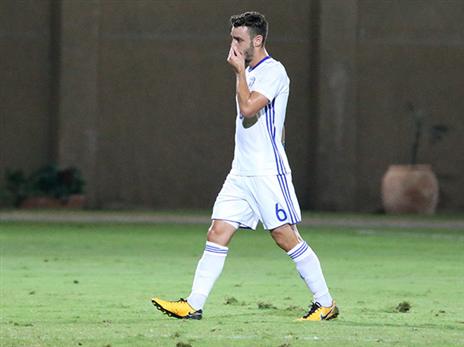 עבירה מיותרת ואדום. נטע לביא (יוסי שקל)