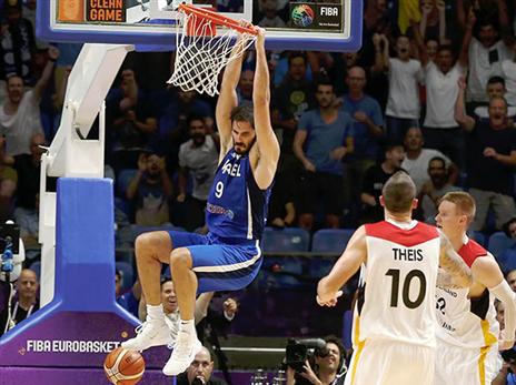 כספי מטביע את הגרמנים (צילום: אלן שיבר)