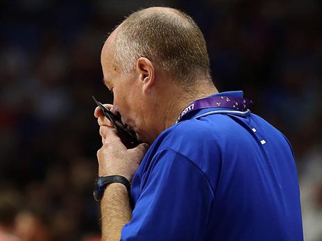 שחקנים מנצחים במשחק, לא מאמן (צילום: אלן שיבר)