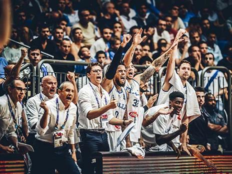 איטליה חגגה על ישראל (FIBA)