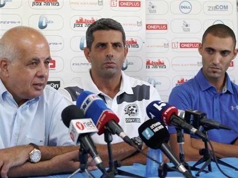 "לא יצא לי לדבר עם קובי רפואה". מימר (אלן שיבר)