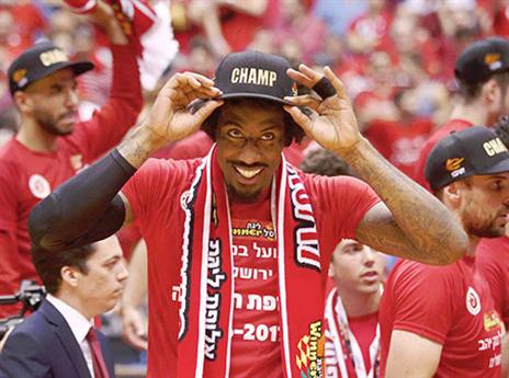 הכבוד כולו שלנו. סטודמאייר (אלן שיבר)