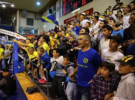 אוהדי אשדוד. "הקבוצה עלולה לרדת" (מנהלת הליגה)