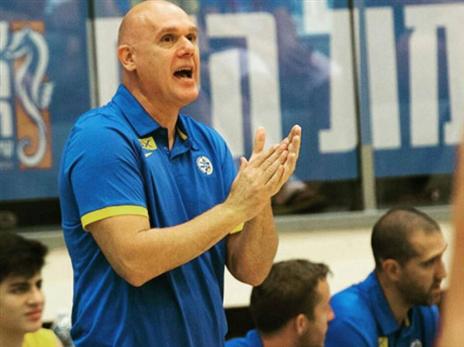 ספאחיה. "זה טוב להתפתחות שלו" (האתר הרשמי של מכבי ת"א)