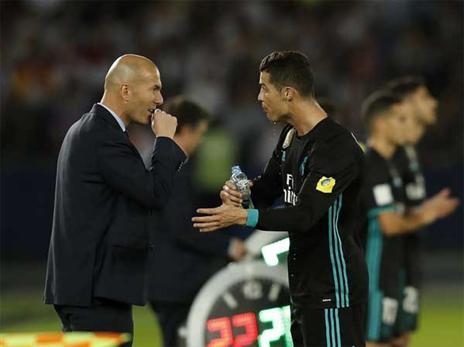 לא רוצה חיזוק להתקפה. זידאן (Getty)