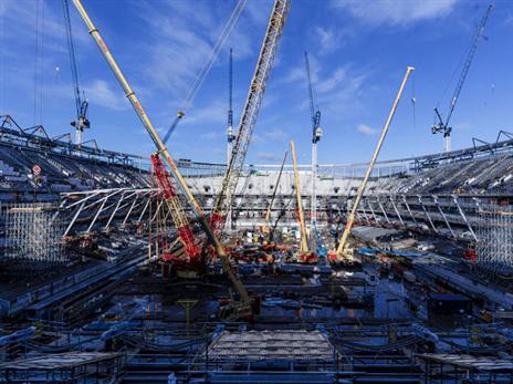 הבנייה בעיצומה (מהטוויטר הרשמי של טוטנהאם)