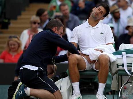 "הפציעה עלולה להשפיע על תחילת העונה". ג'וקוביץ' (Getty)