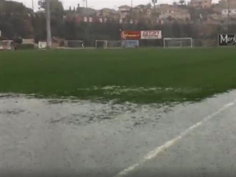 הגשם נותן את אותותיו