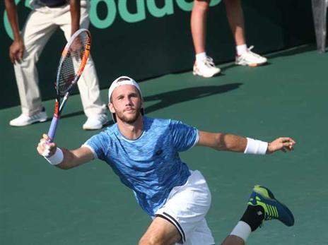 משחק בצל הפגנה. לשם (עופרה פרידמן, איגוד הטניס)