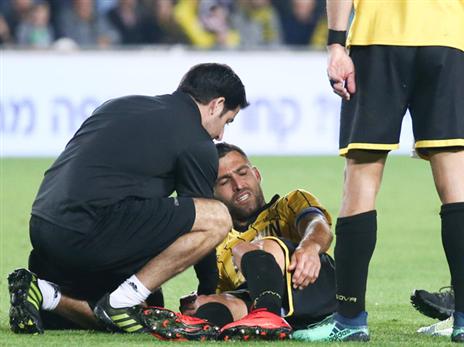 שכטר נפצע והוחלף (אלן שיבר)