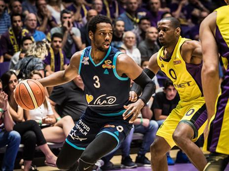 לויד. פתח מצוין (מנהלת הליגה)