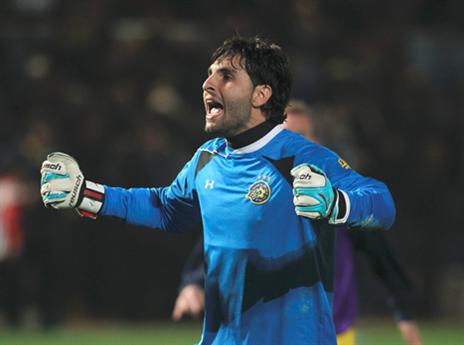 שוב בצהוב? חיימוב (אלן שיבר)