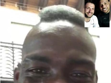 באלוטלי בשיחת הסקייפ עם רונאלדו (מתוך: אינסטגרם)