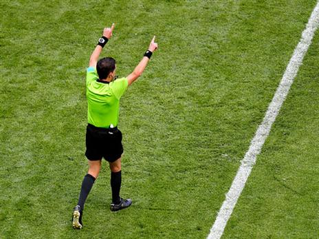 ה-VAR כובש את אירופה (getty)