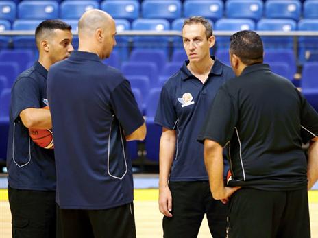 בונה על דוסון. עודד קטש (צילום: אלן שיבר)