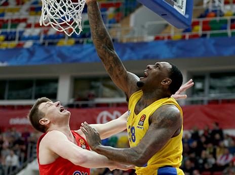 בלאק תרם למאמץ הקבוצתי (Getty)