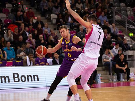 קליין. קשה בלי וולדן ו-וואייט (FIBA)
