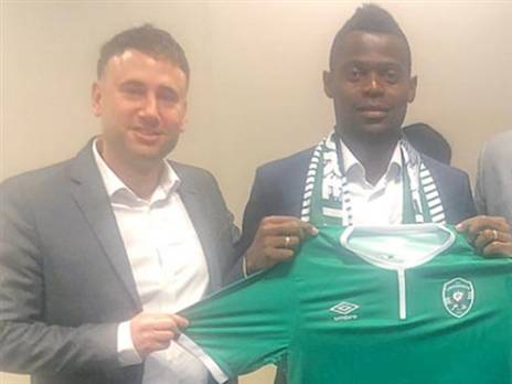 צ'יבוטה והחולצה החדשה שלו (צילום: לודוגורץ)