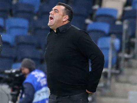 טענות קשות לשיפוט. קורצקי (יוסי שקל)