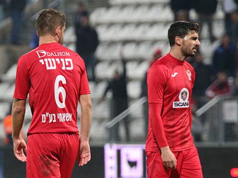 שחקני סכנין. יתקשו מחוץ לדוחא בקרבות התחתית? (סוכנות ג'יני)