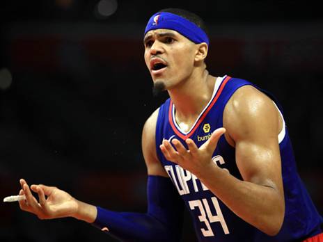 מה הוא עושה? גאון! האריס (Photo by Sean M. Haffey/Getty Images)