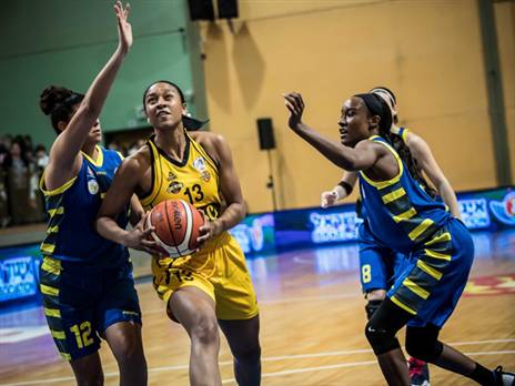 נארד ורמלה בדרך לדאבל (עודד קרני, באדיבות מנהלת ליגת העל לנשים בכדורסל)