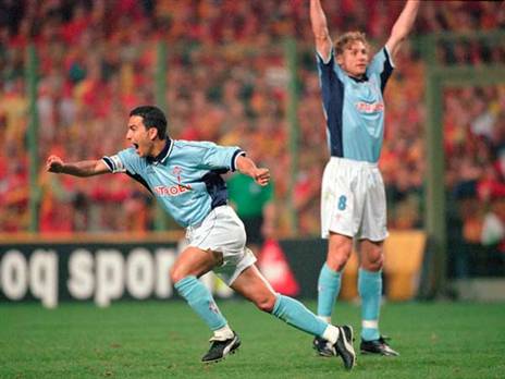 קסם ברגליים. רביבו עם קארפין בסלטה (Stu Forster, Getty)