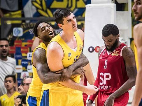 הסוויפ בדרבי. המסמר האחרון בארון (צילום: עודד קרני)