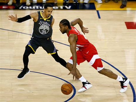 קוואי נגד העולם ברבע הראשון (צילום: Lachlan Cunningham/Getty Images)