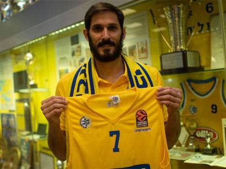 הרגע לו האוהדים ציפו (אתר מכבי ת"א)