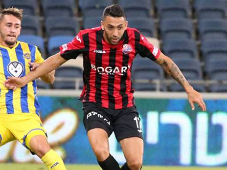 לא ברור כיצד הוא עדיין חופשי. אלי אלבז (יוסי שקל)