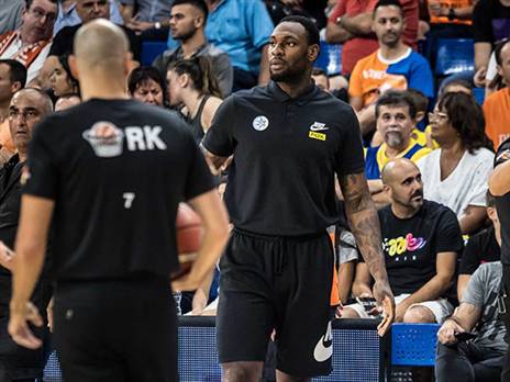 ישוב לסגל? בלאק (עודד קרני)