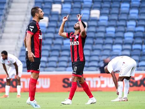 "באנו תוססים וקצביים". זמיר חוגג שער ראשון במשחק (צילום: מאור אלקסלסי)