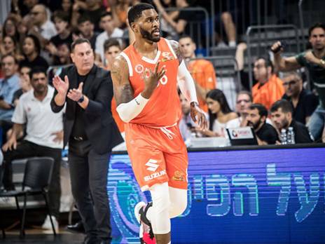 מונרו, מצאו לו מחליף